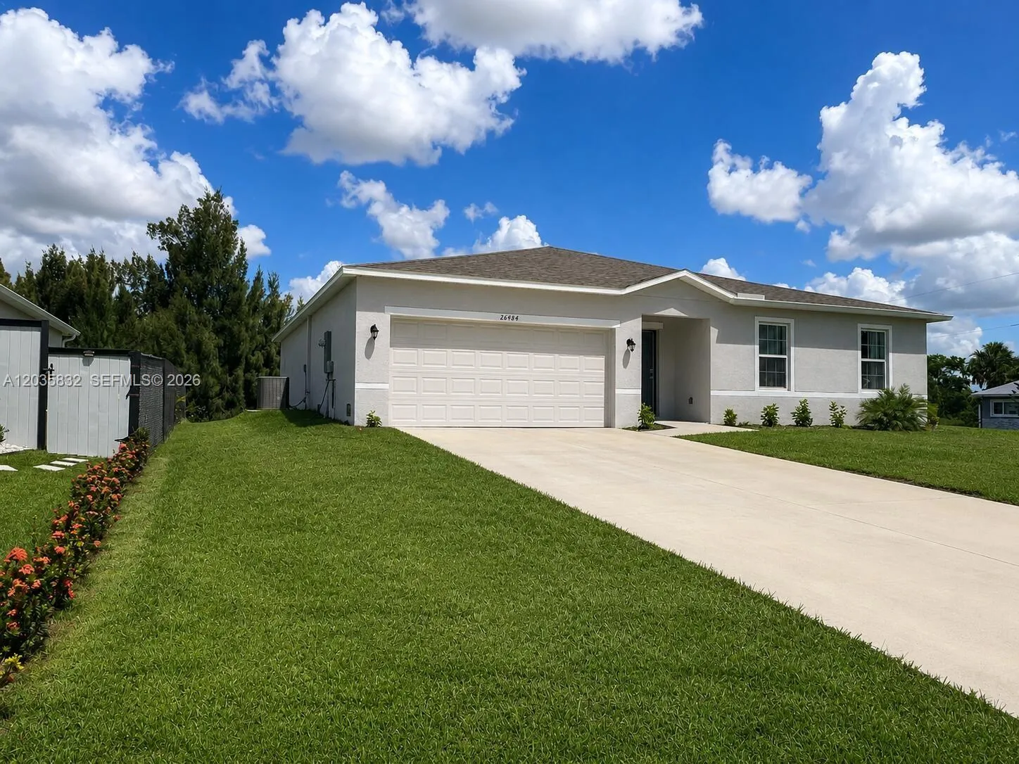 Foto de propiedad en 26484 View Drive, Punta Gorda, FL 33983 Punta Gorda con MLS# 