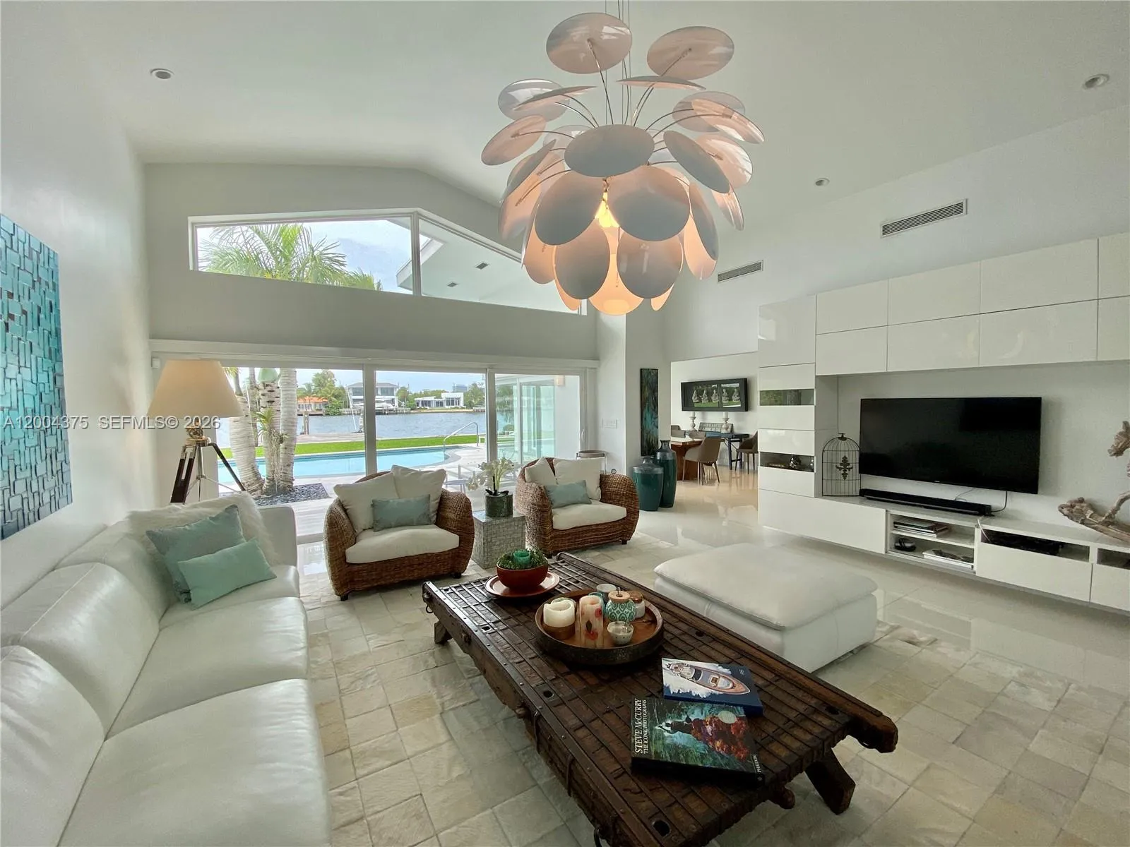 Foto de propiedad en 265 N Shore Drive, Miami Beach, FL 33141 Miami Beach con MLS# 