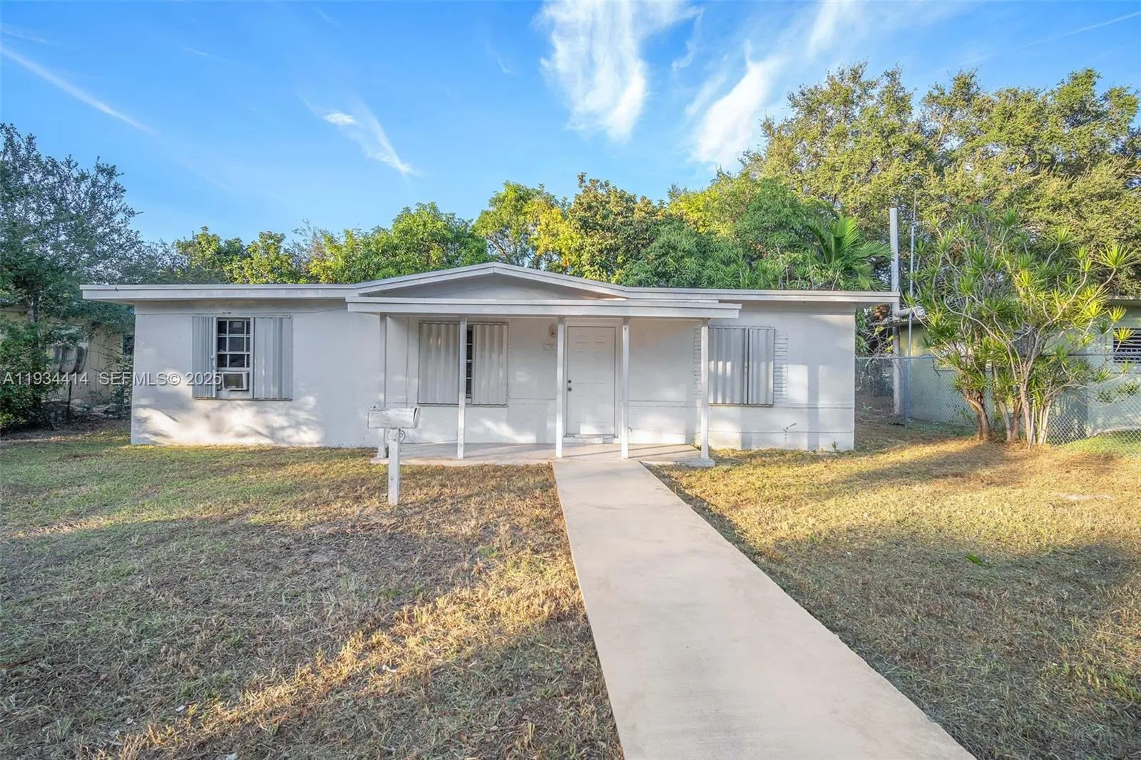 Foto de propiedad en 265 NW 135th, North Miami, FL 33168 North Miami con MLS# 