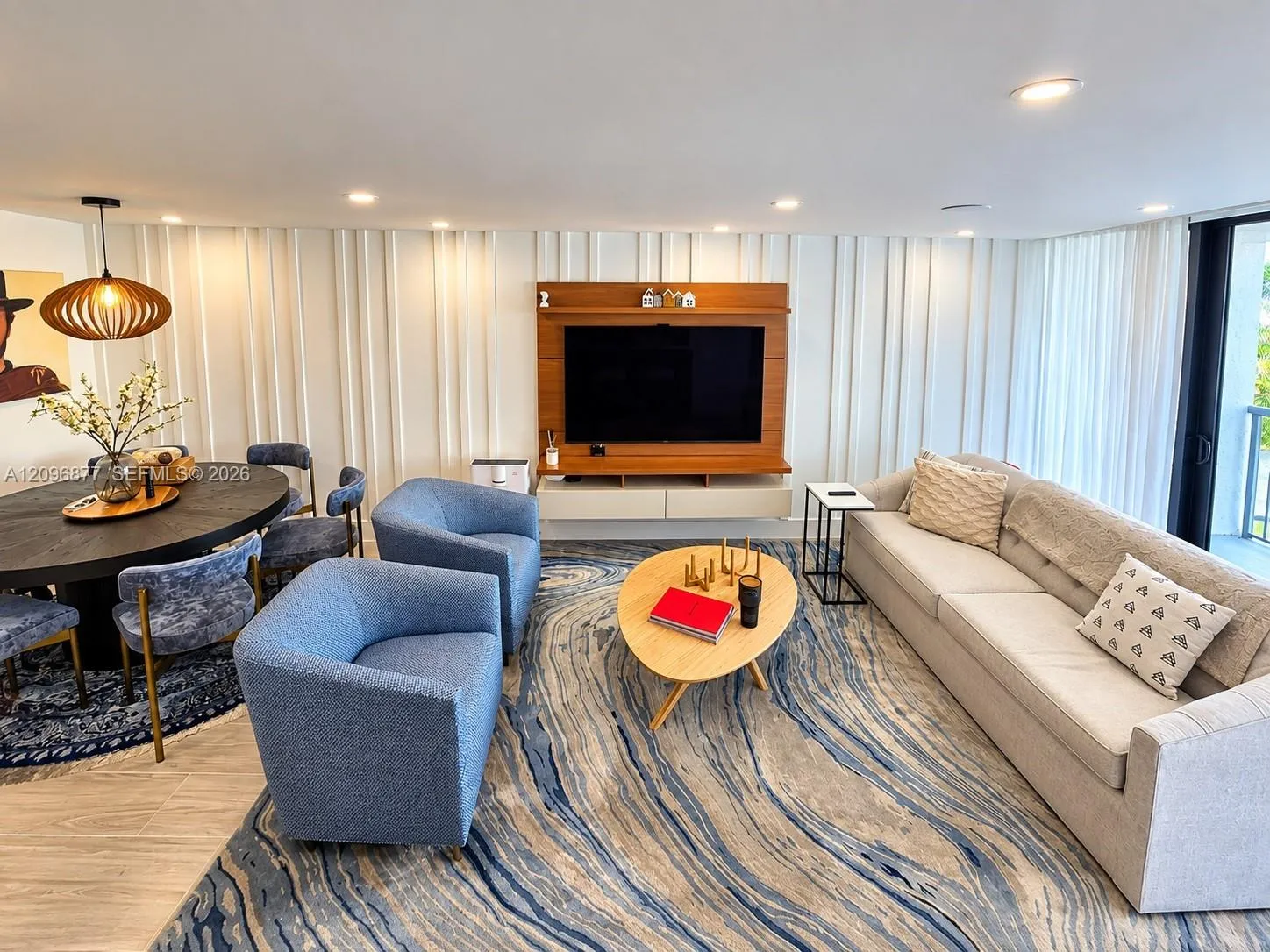 En Venta 2655 Collins Avenue 503, Miami Beach, FL 33140, Miami Beach, FL 33140