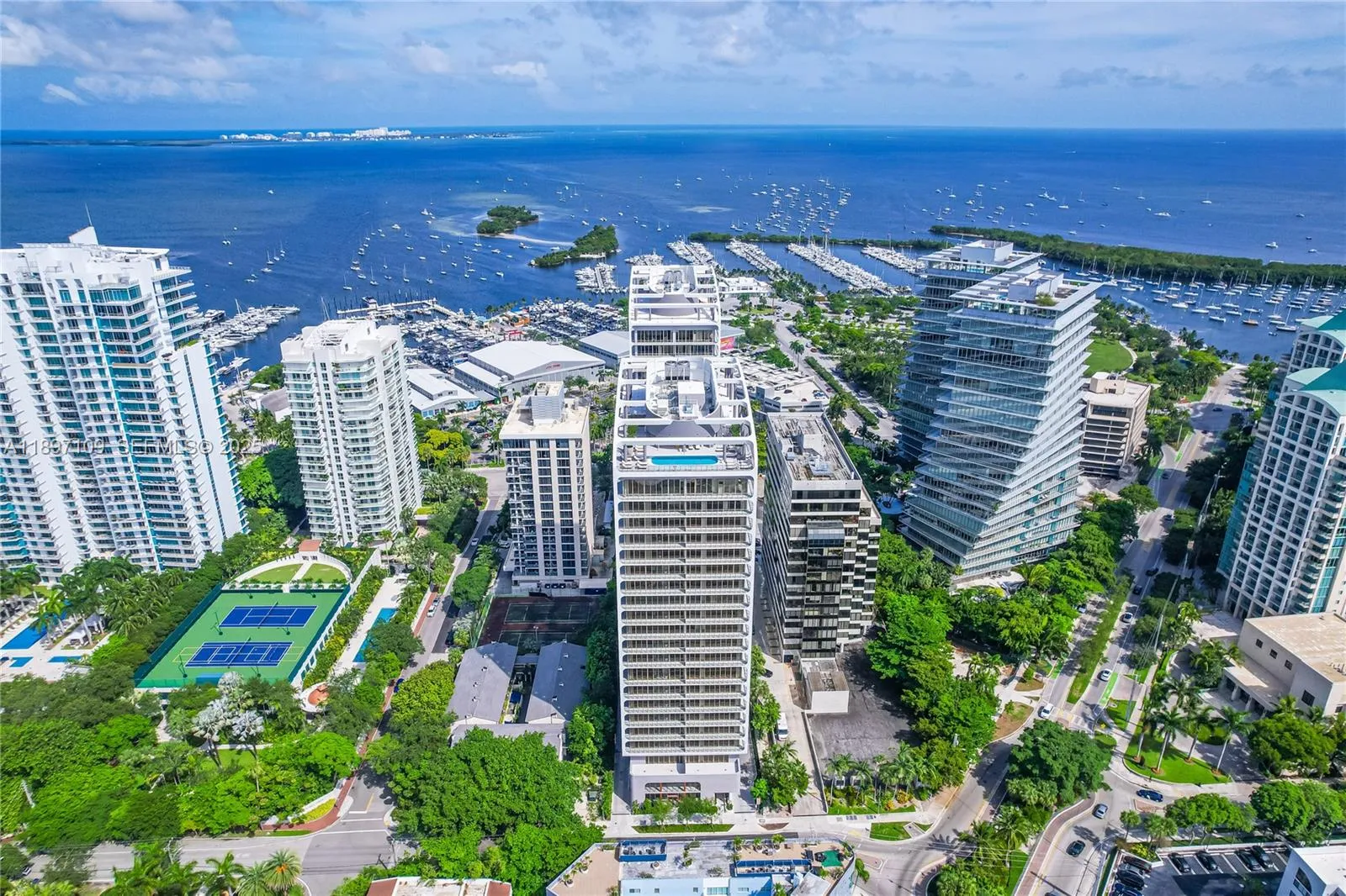 Foto de propiedad en 2655 S Bayshore 1506, Coconut Grove, FL 33133 Coconut Grove con MLS# 