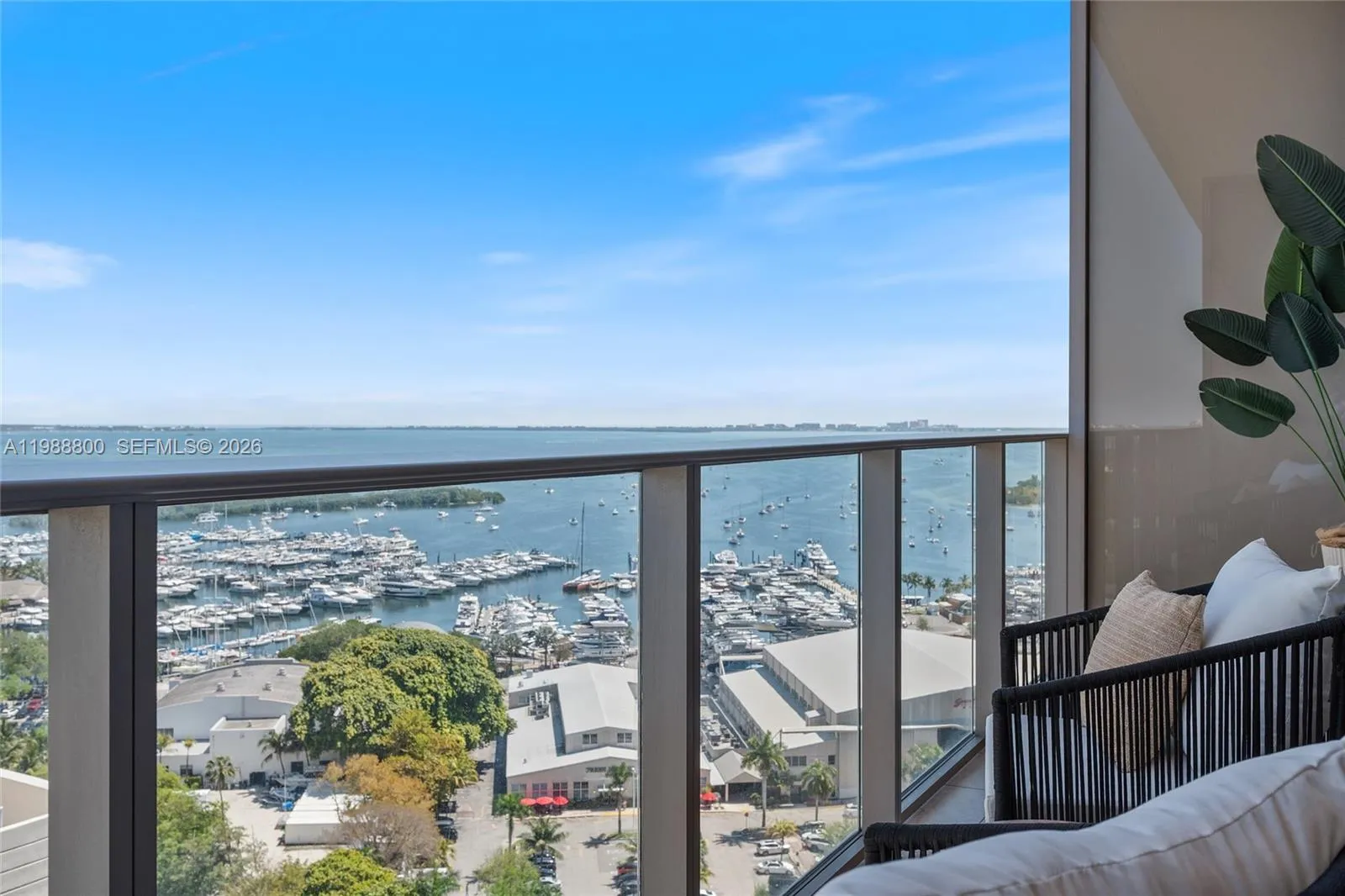 Foto de propiedad en 2655 S Bayshore Drive 1608, Miami, FL 33133 Miami con MLS#