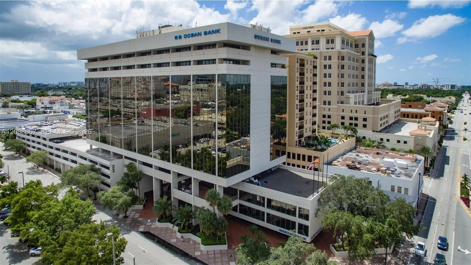 En Renta 2655 S Le Jeune Road, Coral Gables, FL 33134, Coral Gables, FL 33134