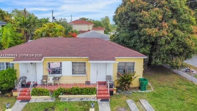 En Venta 2655 SW 34th Court, Miami, FL 33133, Miami, FL 33133