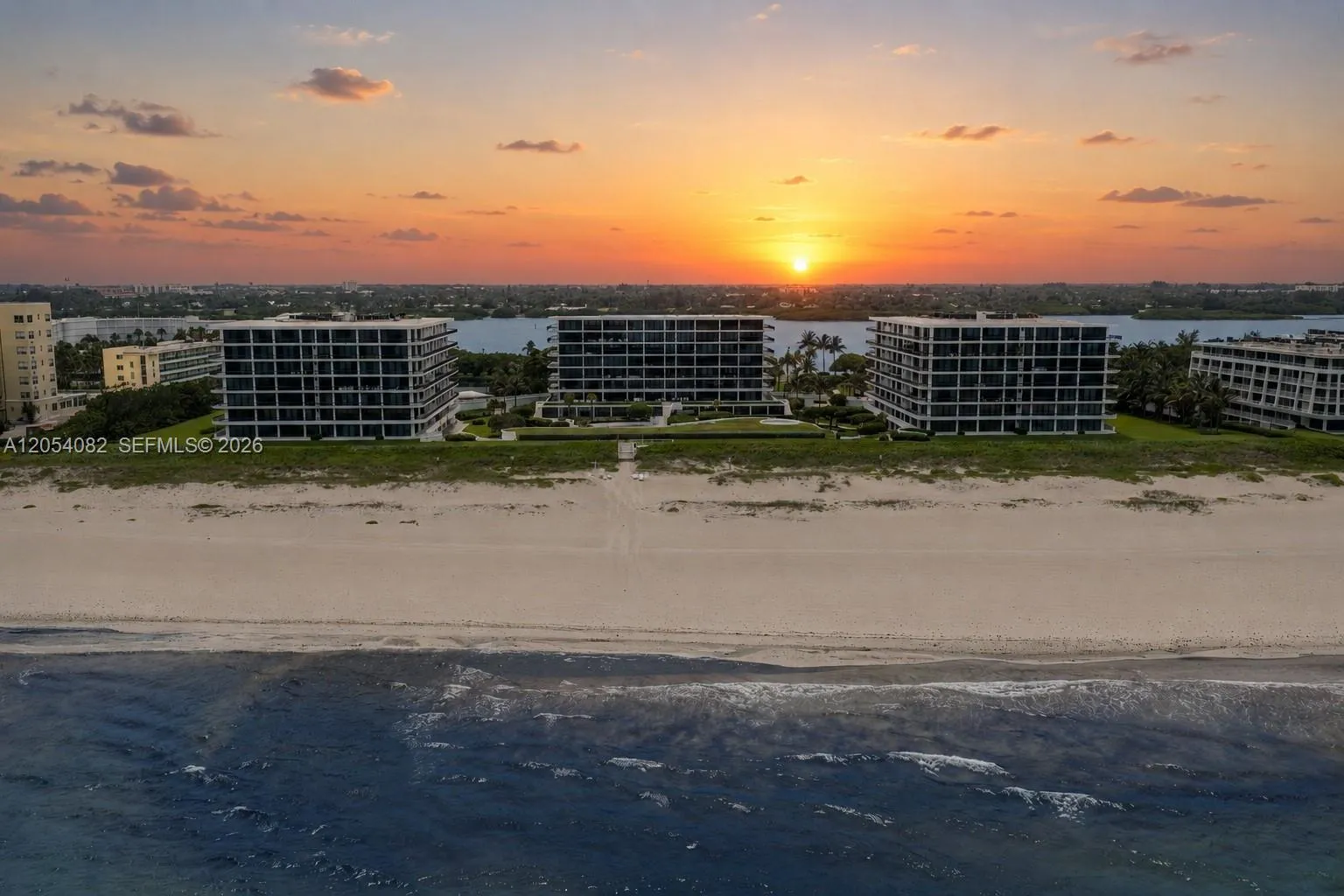 En Venta 2660 S Ocean Boulevard 503S, Palm Beach, FL 33480, Palm Beach, FL 33480