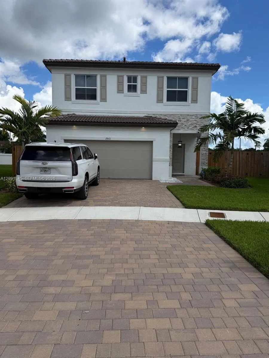 Foto de propiedad en 2661 SE 24th Court, Homestead, FL 33035 Homestead con MLS# 