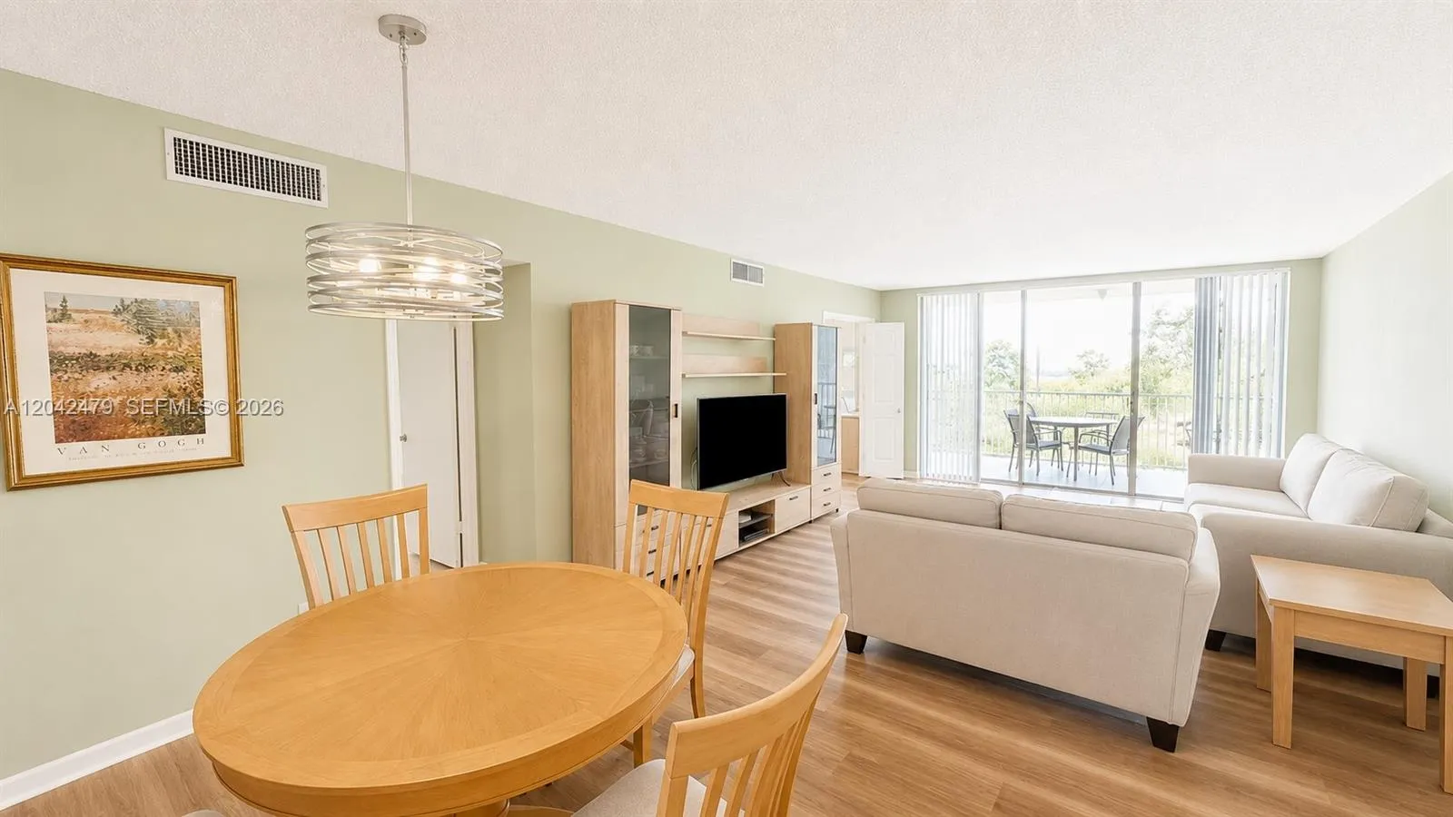Foto de propiedad en 2671 S Course Drive 208, Pompano Beach, FL 33069 Pompano Beach con MLS#