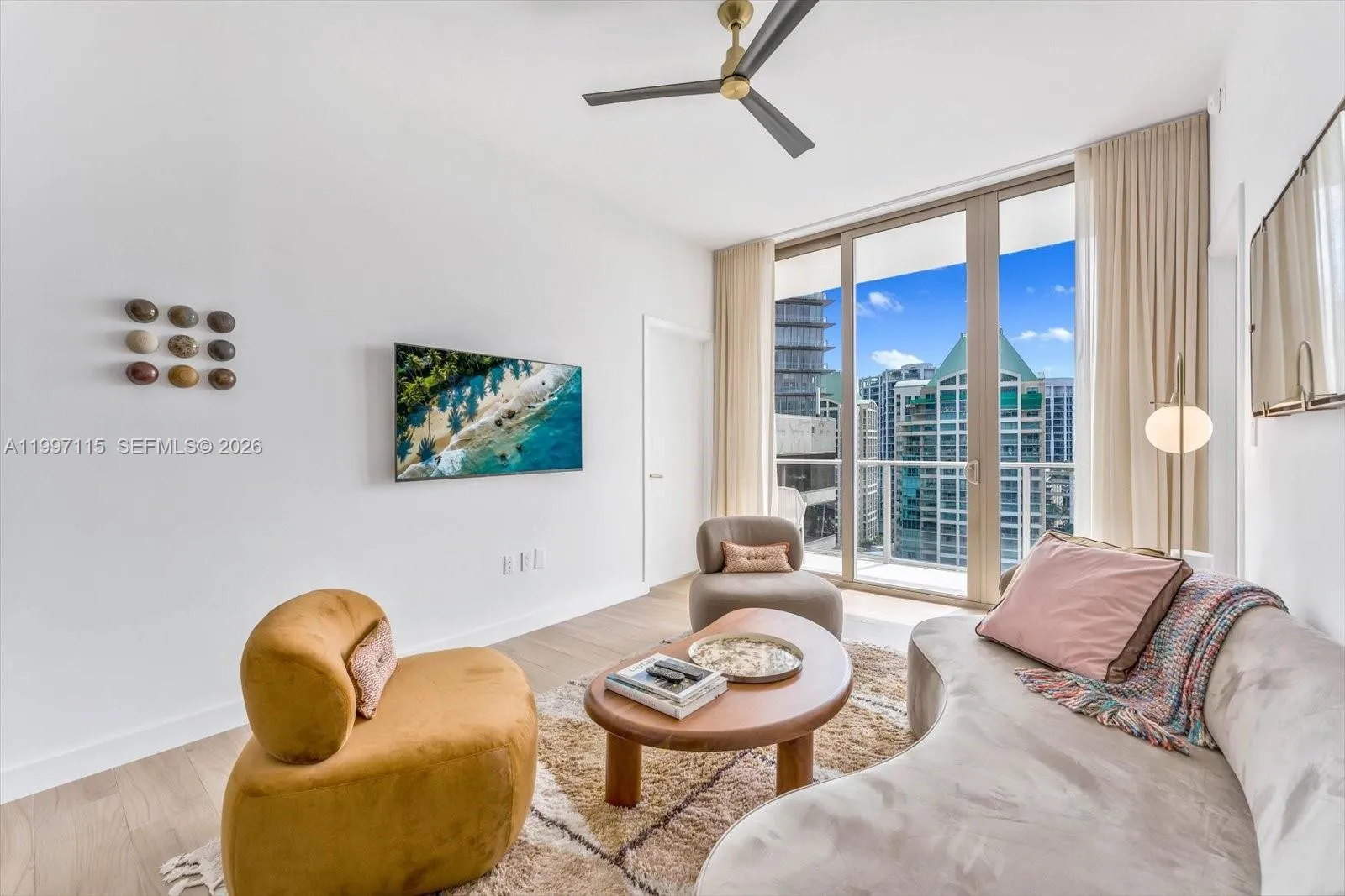 En Renta 2678 Tigertail Avenue 1505, Miami, FL 33133, Miami, FL 33133