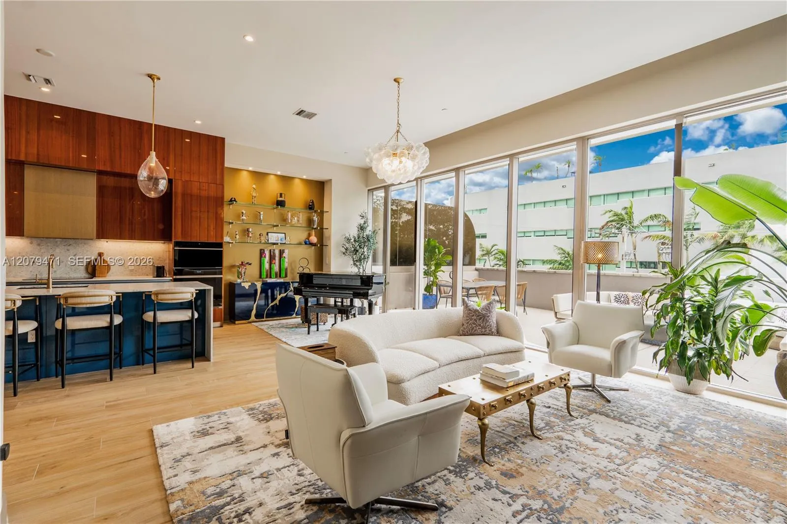 En Renta 2678 Tigertail Avenue 202, Miami, FL 33133, Miami, FL 33133