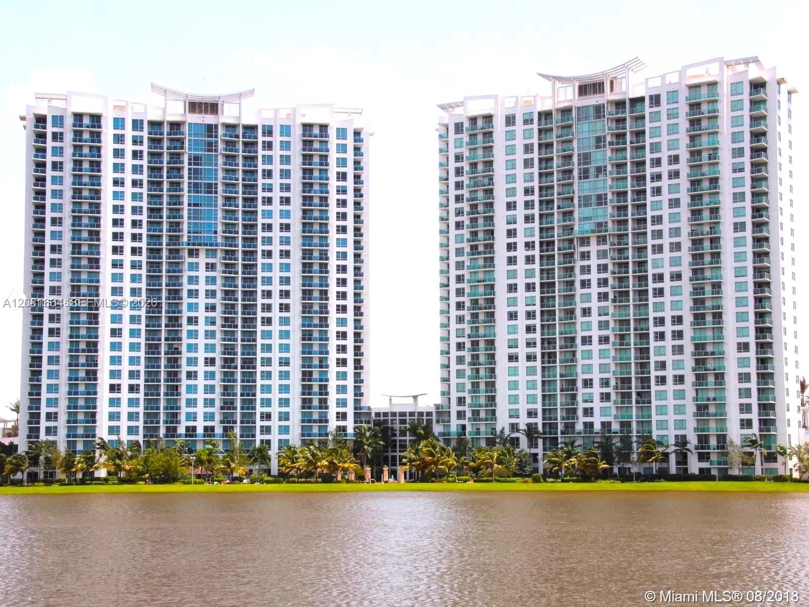 Foto de propiedad en 2681 N Flamingo Road 1004S, Sunrise, FL 33323 Sunrise con MLS# 