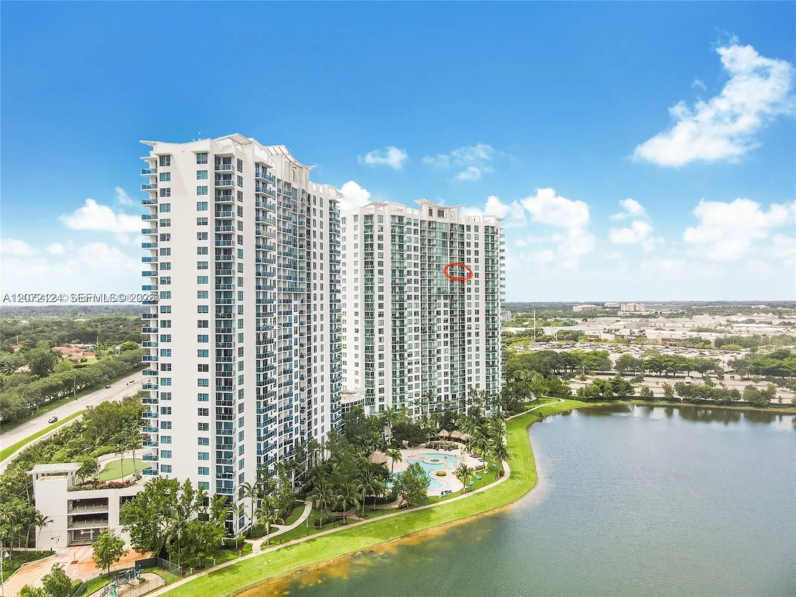 Foto de propiedad en 2681 N Flamingo Road 1906S, Sunrise, FL 33323 Sunrise con MLS# 