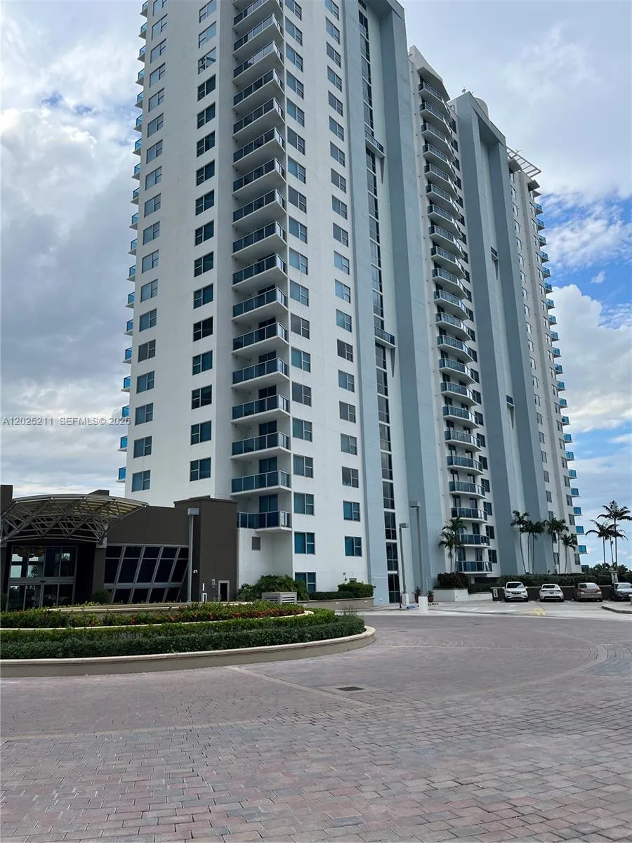 En Renta 2681 N Flamingo Road 303S, Sunrise, FL 33323, Sunrise, FL 33323