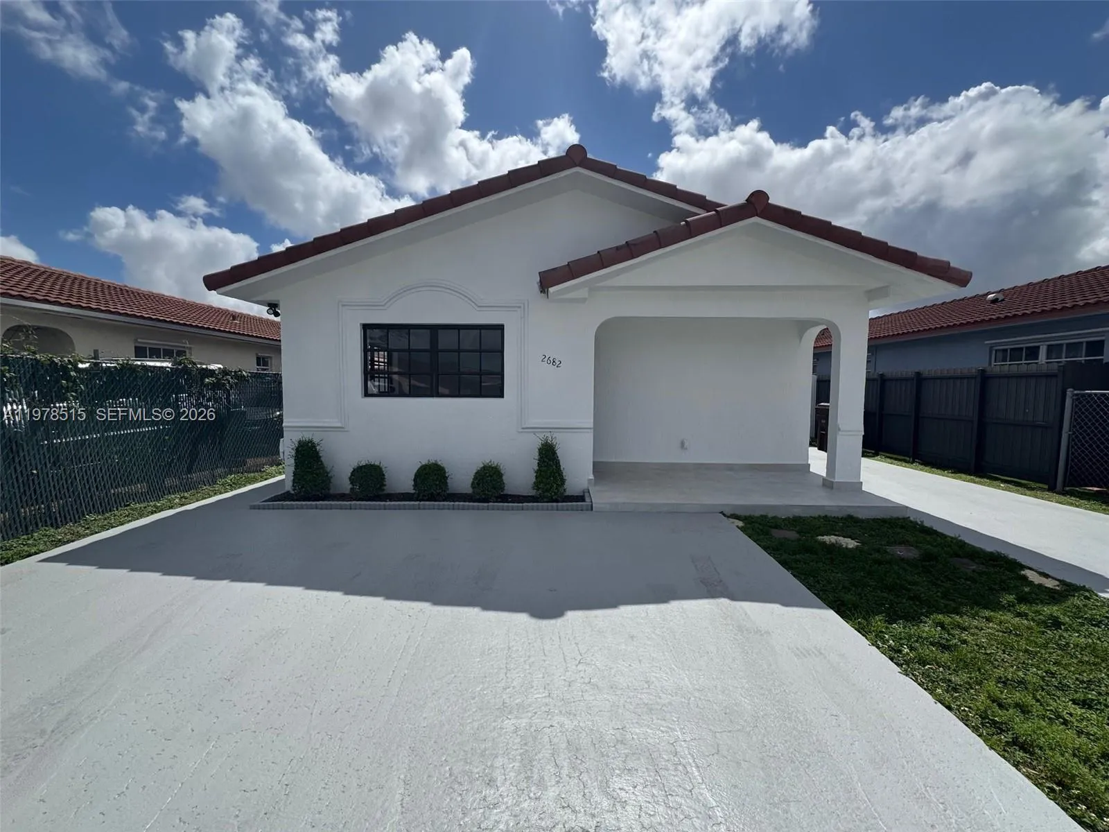 Vendido 2682 W 70th Place, Hialeah, FL 33016, Hialeah, FL 33016