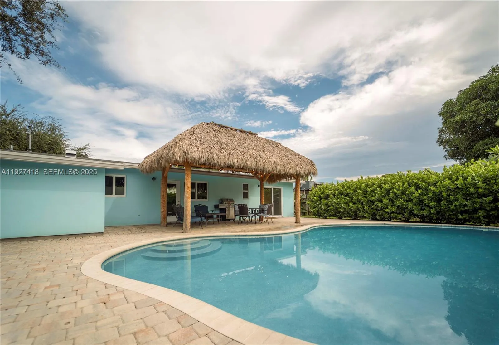 Foto de propiedad en 269 SE 8th Avenue, Deerfield Beach, FL 33441 Deerfield Beach con MLS# 