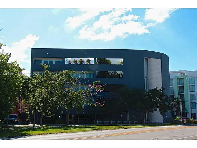 Foto de propiedad en 2694 Inagua Avenue 403, Coconut Grove, FL 33133 Coconut Grove con MLS# 