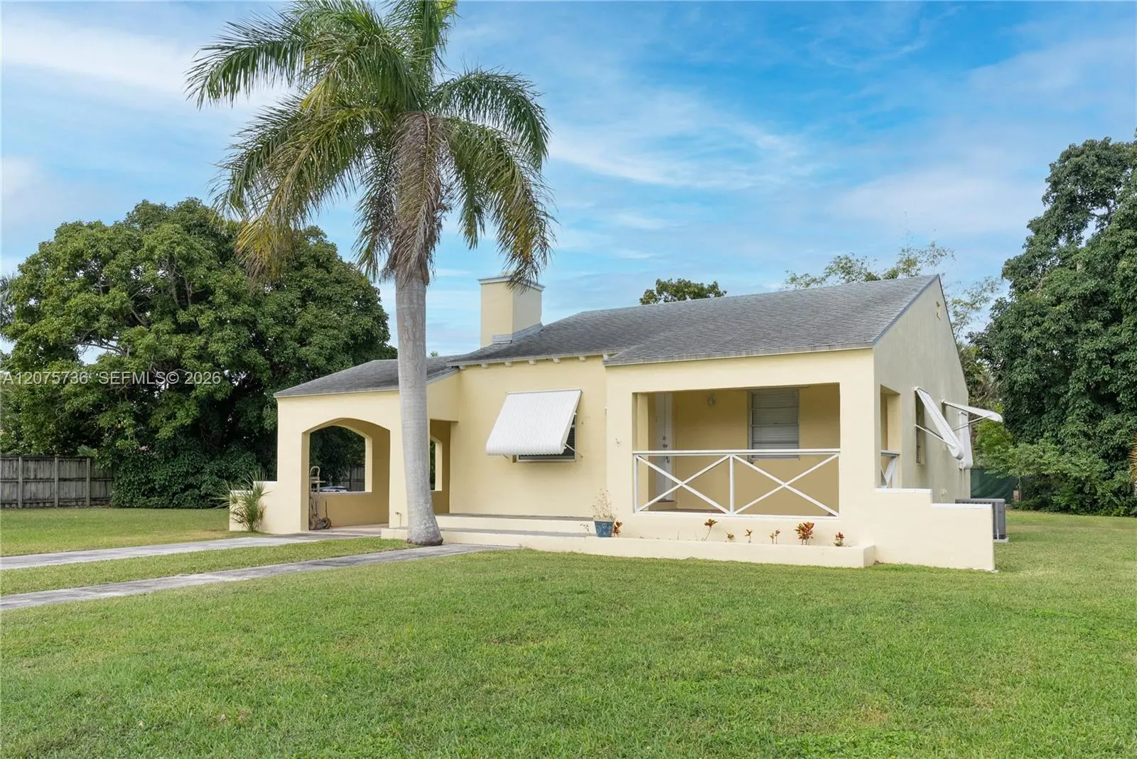 Foto de propiedad en 27 NW 21st Street, Homestead, FL 33030 Homestead con MLS# 