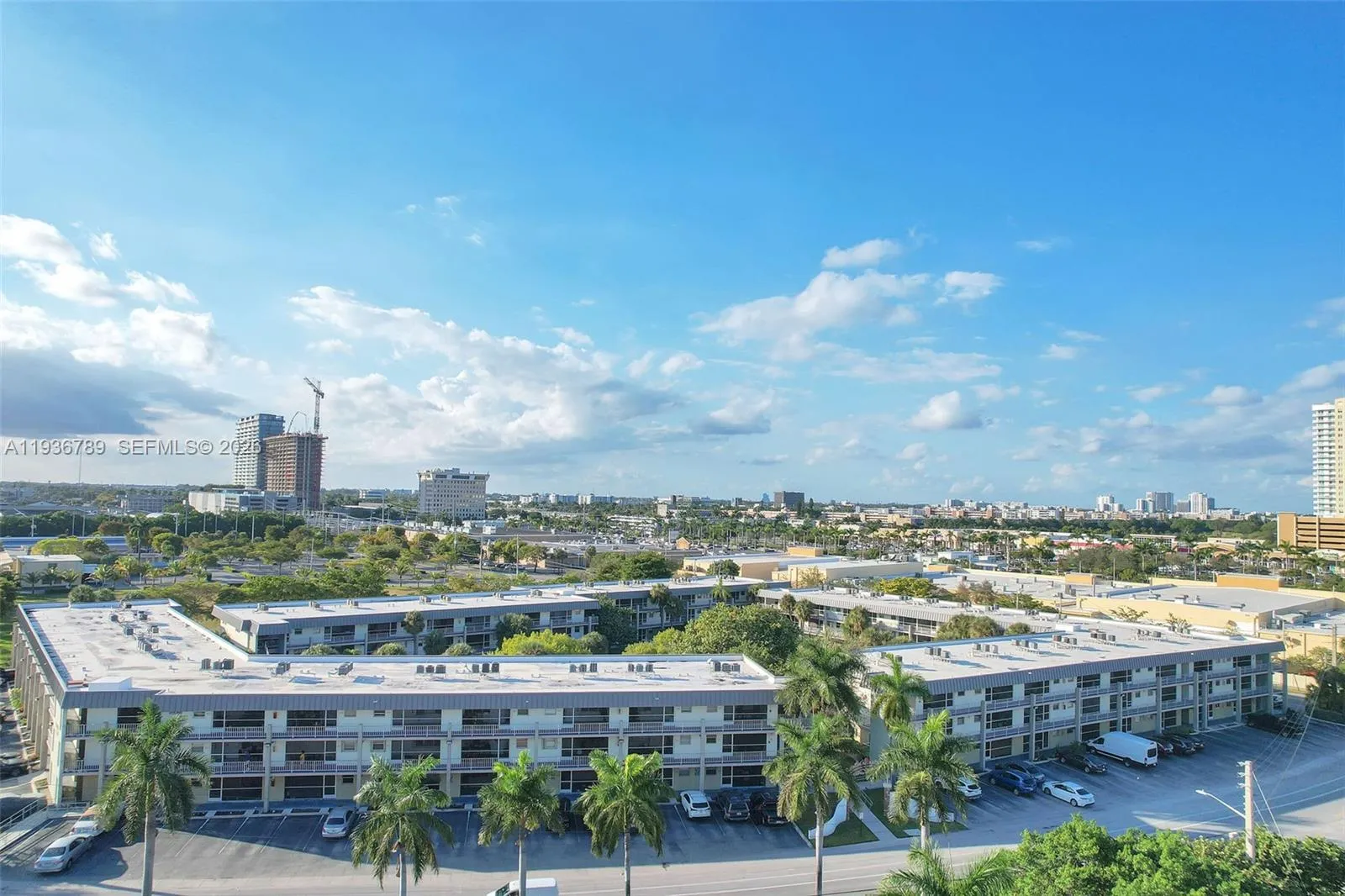 Vendido 270 Layne Boulevard 305, Hallandale Beach, FL 33009, Hallandale Beach, FL 33009