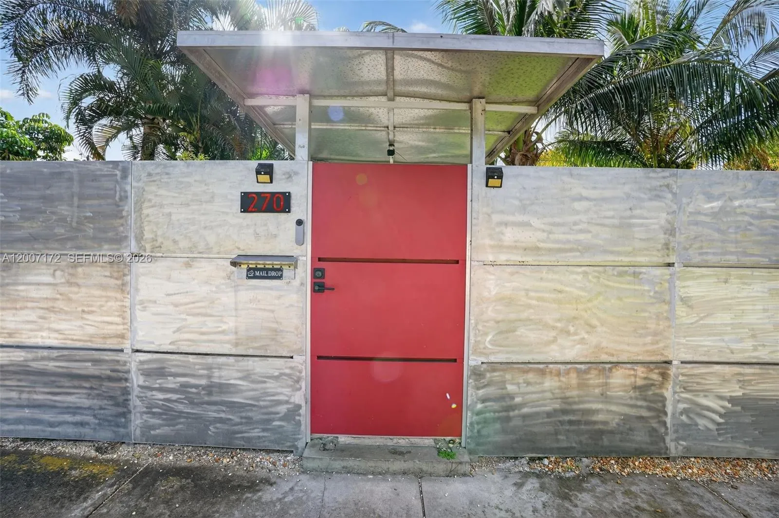 Foto de propiedad en 270 NW 106th Street, Miami, FL 33150 Miami con MLS# 