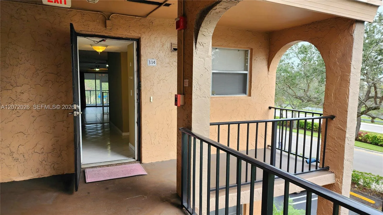 Foto de propiedad en 2700 Coral Springs Drive 314, Coral Springs, FL 33065 Coral Springs con MLS# 