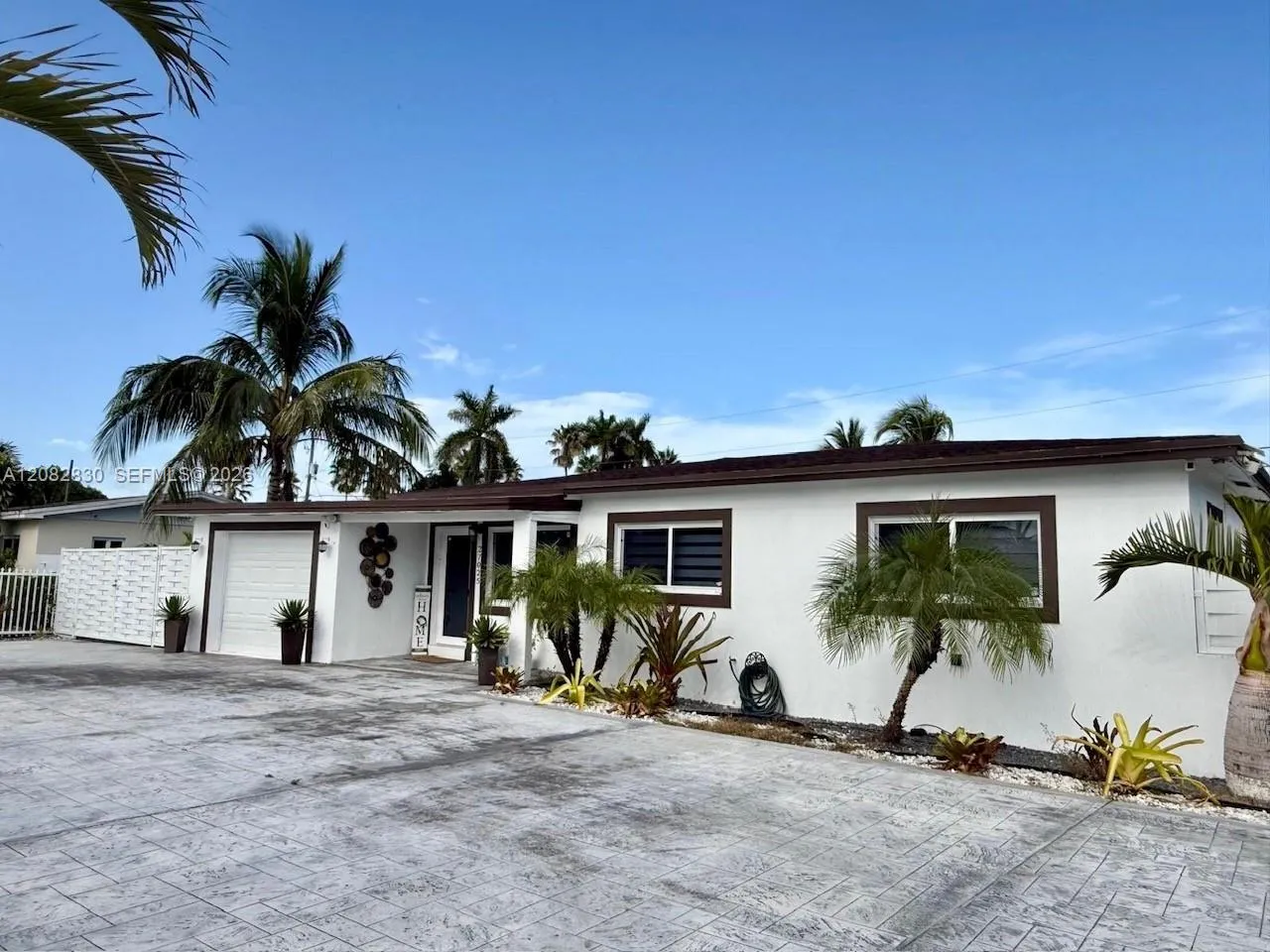 Foto de propiedad en 27025 SW 142nd Court, Homestead, FL 33032 Homestead con MLS# 