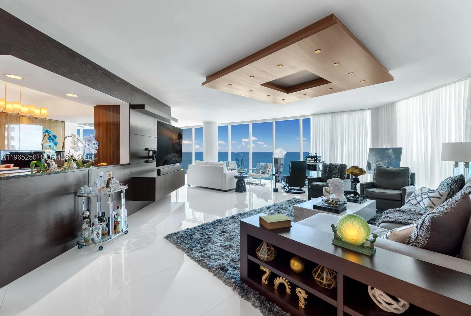 Vendido 2711 S Ocean Drive 905, Hollywood, FL 33019, Hollywood, FL 33019