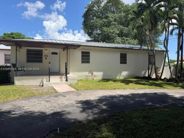 En Renta 2725 SW 82 Avenue B, Miami, FL 33155, Miami, FL 33155