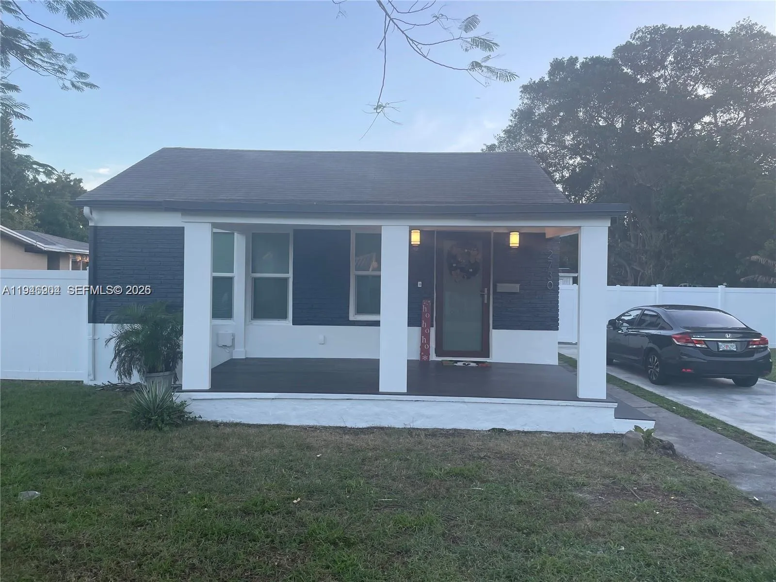 Foto de propiedad en 2730 Adams Street, Hollywood, FL 33020 Hollywood con MLS# 