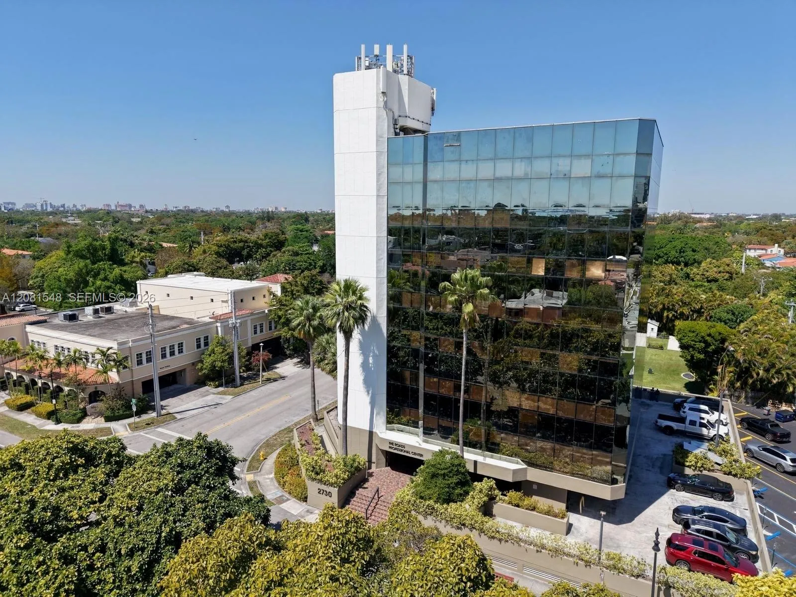 Foto de propiedad en 2730 SW 3rd Avenue 202 N, Miami, FL 33129 Miami con MLS# 