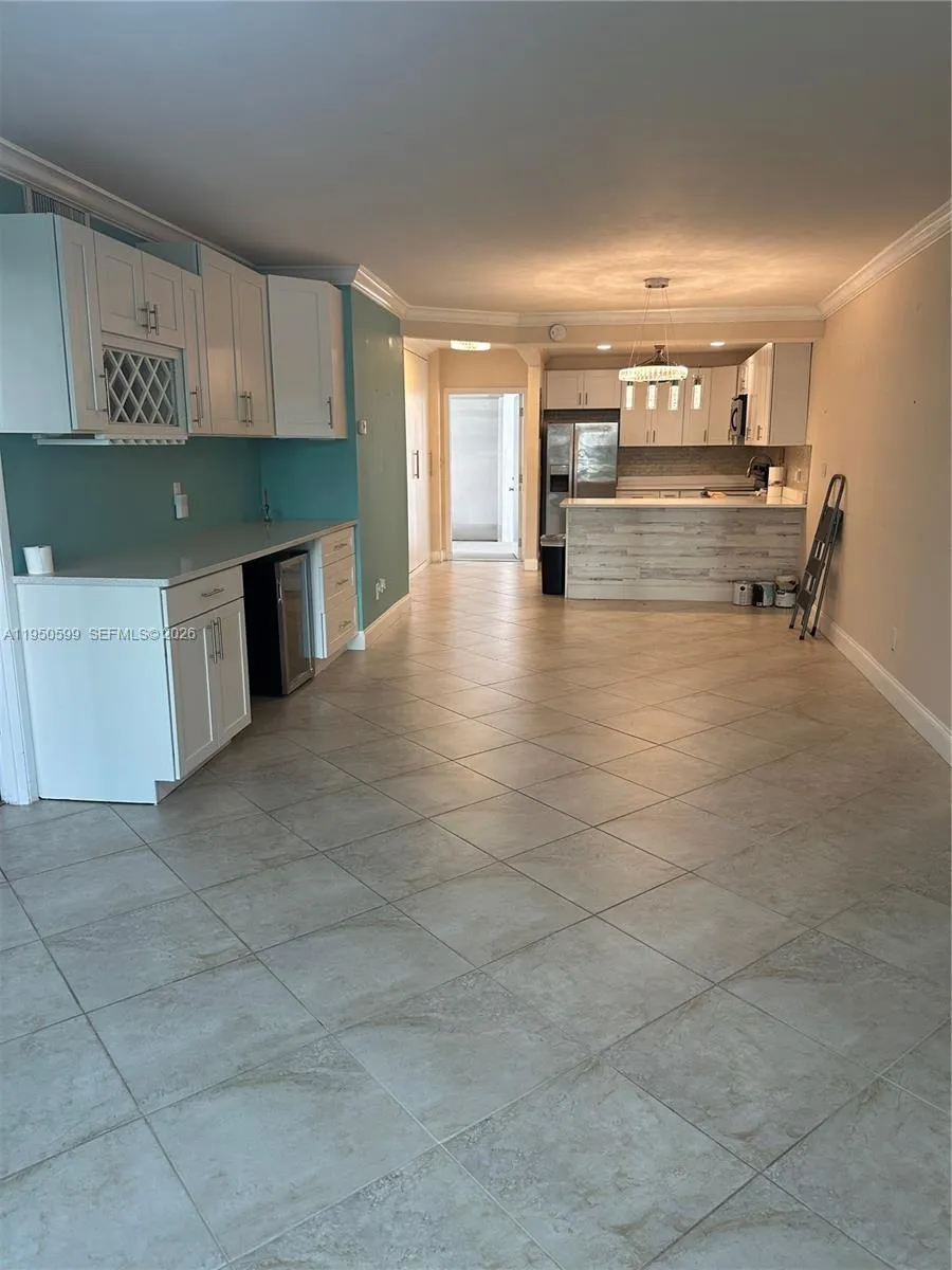 Foto de propiedad en 2731 NE 14th St Causeway 205, Pompano Beach, FL 33062 Pompano Beach con MLS# 