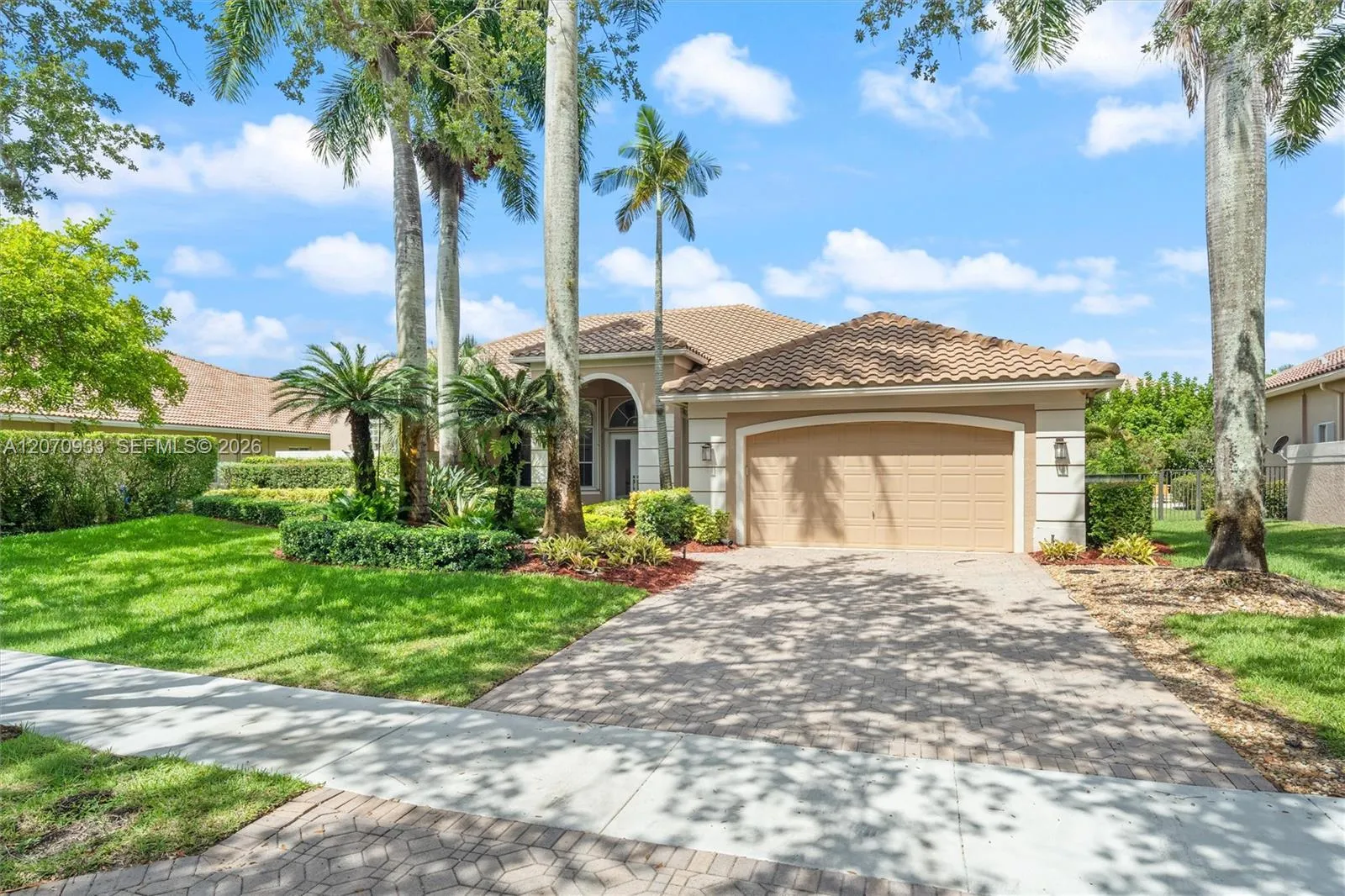 En Venta 2733 Meadowood Drive, Weston, FL 33332, Weston, FL 33332