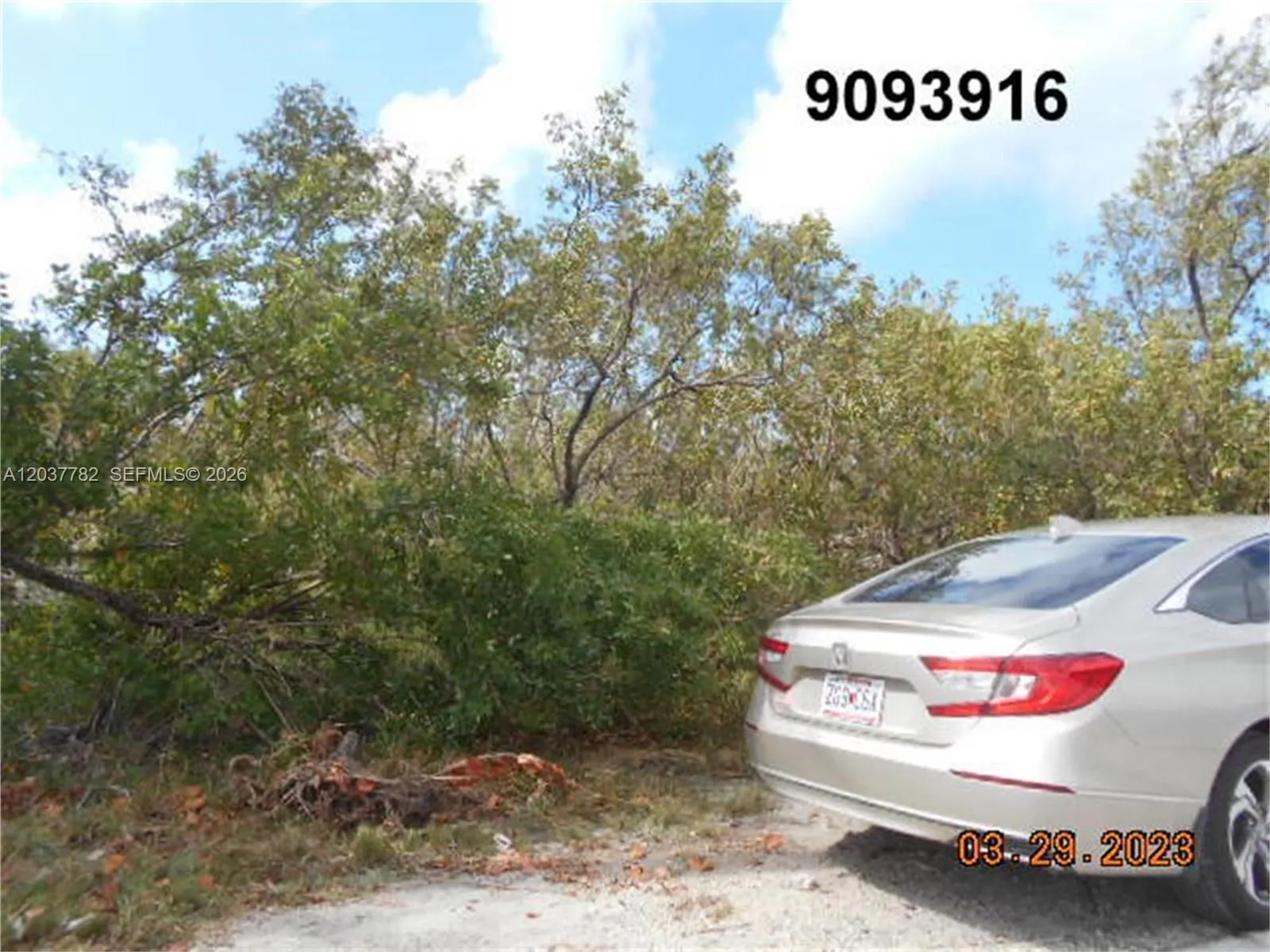 Foto de propiedad en 27334 Saint Lucie Lane, Big Pine Key, FL 33042 Big Pine Key con MLS# 