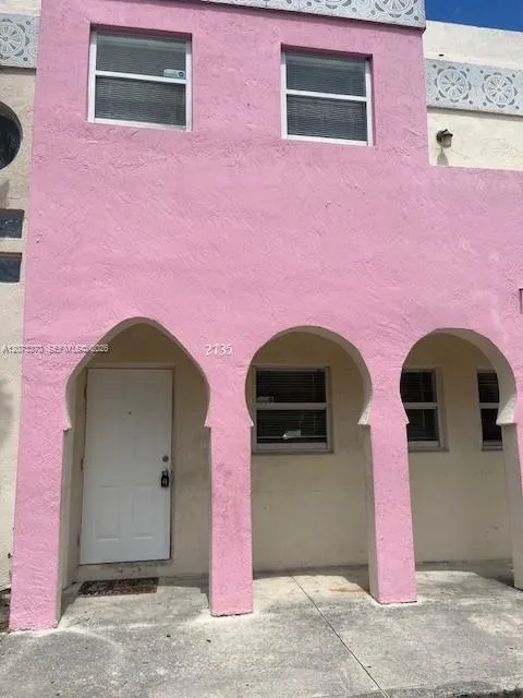 En Renta 2735 NW 131 Street 2735, Opa-Locka, FL 33054, Opa-Locka, FL 33054