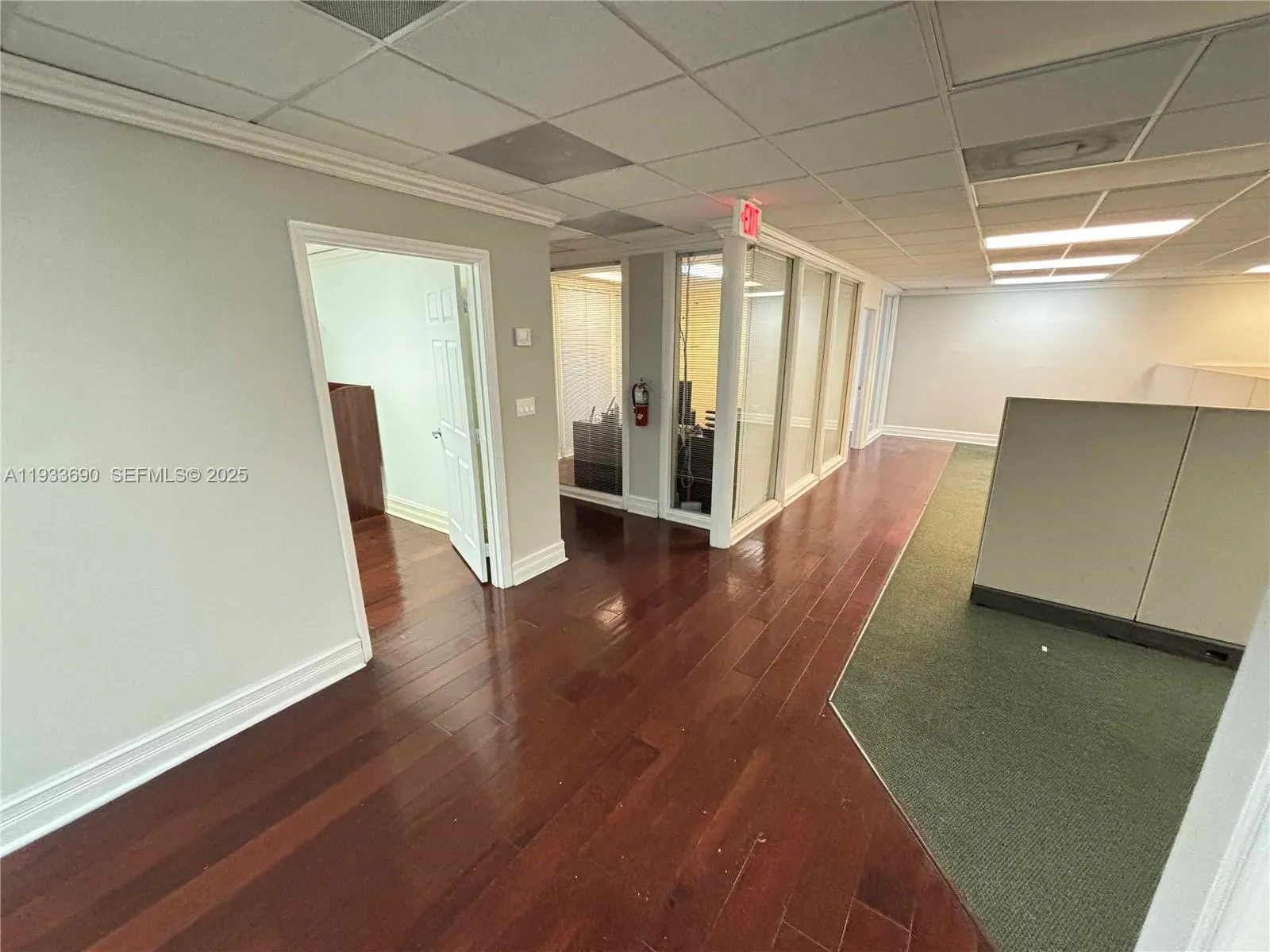 Foto de propiedad en 2740 E Oakland Park Boulevard 300, Fort Lauderdale, FL 33306 Fort Lauderdale con MLS# 
