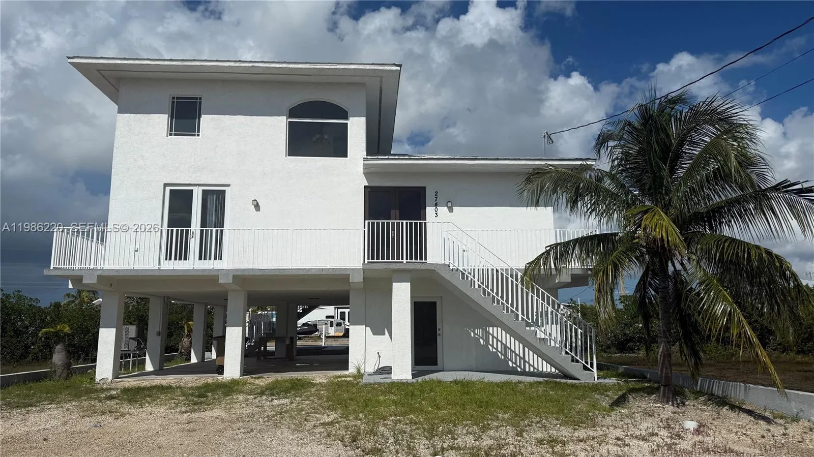 Foto de propiedad en 27403 Antigua Lane, FL 33042  con MLS# 