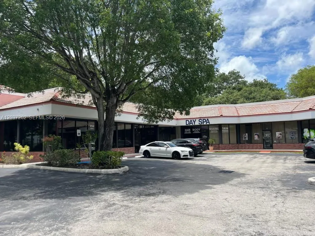 Foto de propiedad en 2745 W Hillsboro Boulevard 5, Deerfield Beach, FL 33442 Deerfield Beach con MLS# 