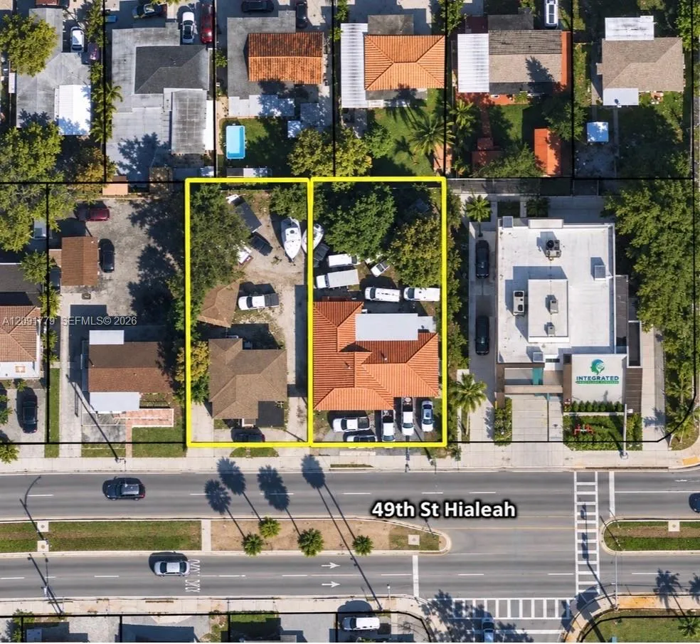 Foto de propiedad en 275 E 49th Street, Hialeah, FL 33013 Hialeah con MLS# 
