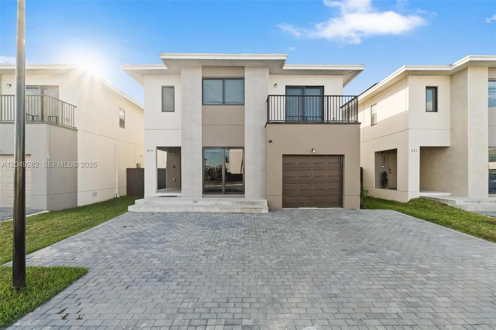 Foto de propiedad en 275 NW 13th Place, Florida City, FL 33034 Florida City con MLS# 