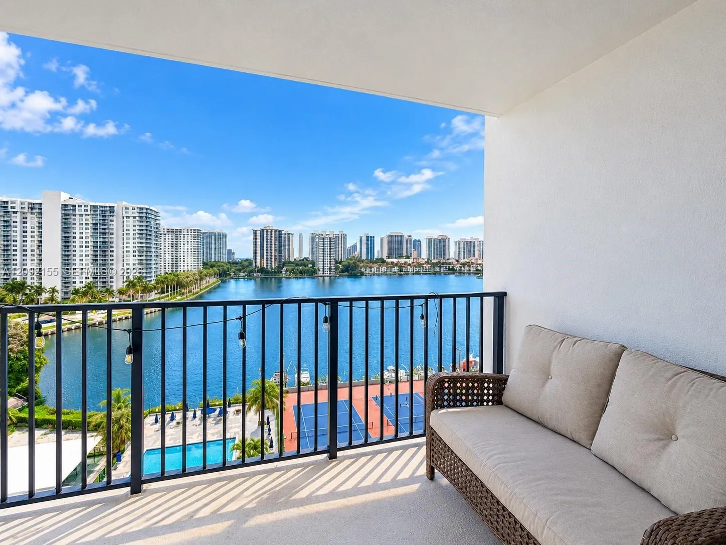 En Renta 2750 NE 183rd Street 1009, Aventura, FL 33160, Aventura, FL 33160
