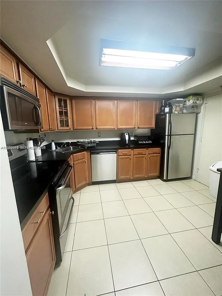 En Renta 2750 NE 183rd Street 1404, Aventura, FL 33160, Aventura, FL 33160