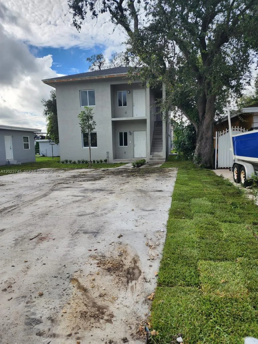 En Renta 2750 NW 58th Street 2752, Miami, FL 33142, Miami, FL 33142