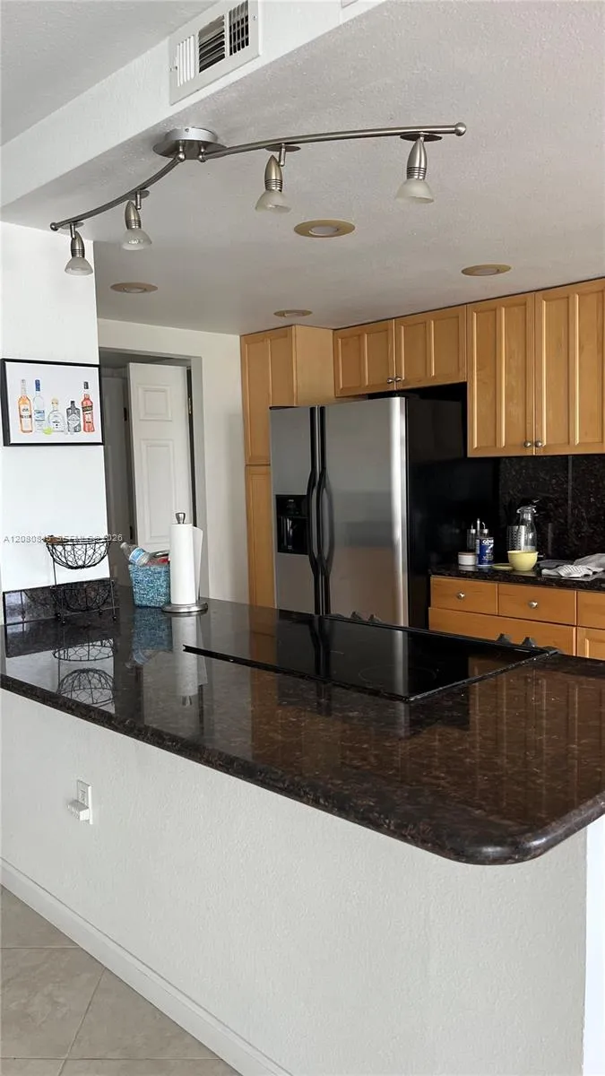 Foto de propiedad en 2751 S Ocean Drive 406S, Hollywood, FL 33019 Hollywood con MLS# 