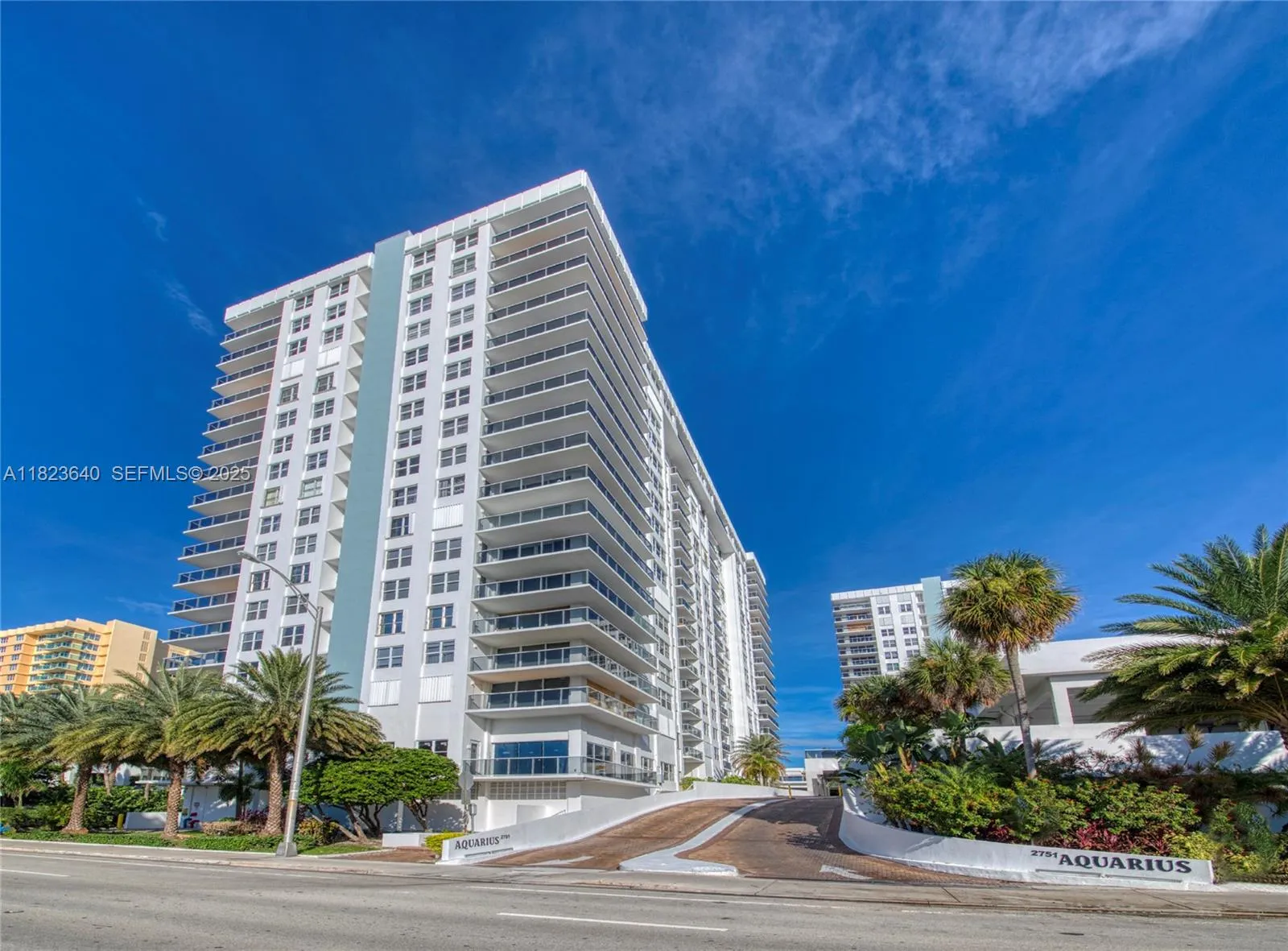 Foto de propiedad en 2751 S Ocean Drive 505N, Hollywood, FL 33019 Hollywood con MLS# 