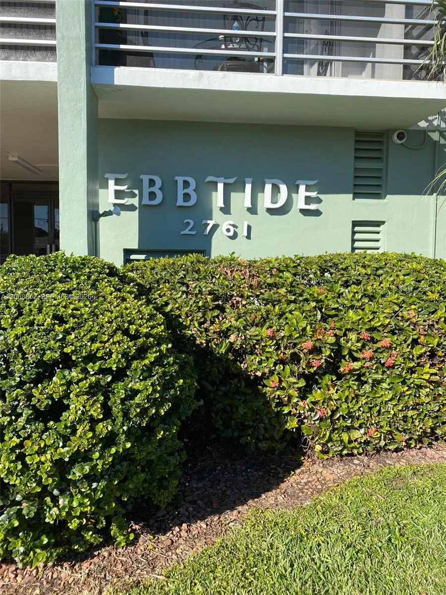 Foto de propiedad en 2761 Taft Street 405, Hollywood, FL 33020 Hollywood con MLS# 