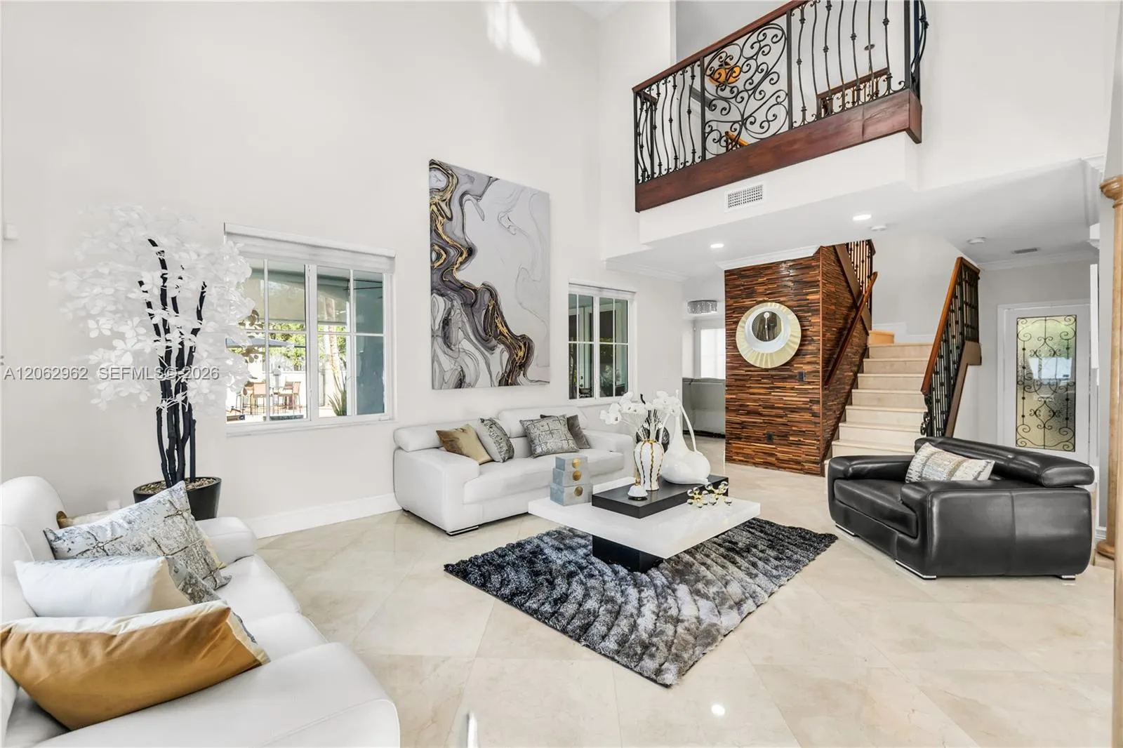 Foto de propiedad en 2776 SW 143rd Place, Miami, FL 33175 Miami con MLS# 