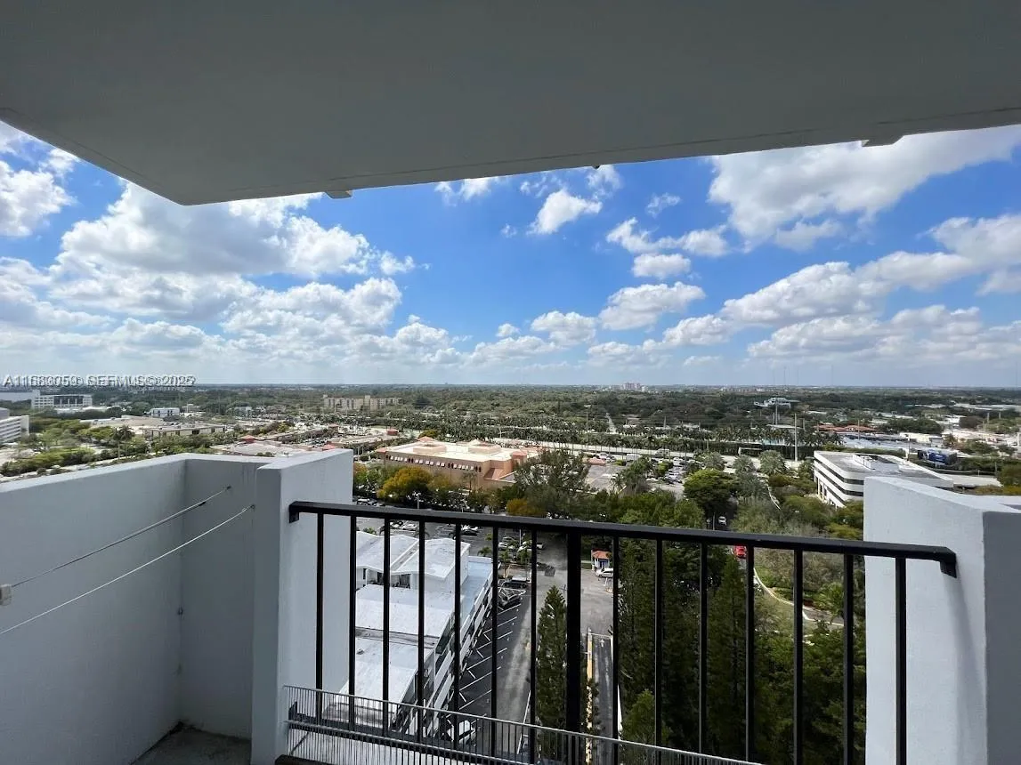 Foto de propiedad en 2780 NE 183rd Street 1701, Aventura, FL 33160 Aventura con MLS# 