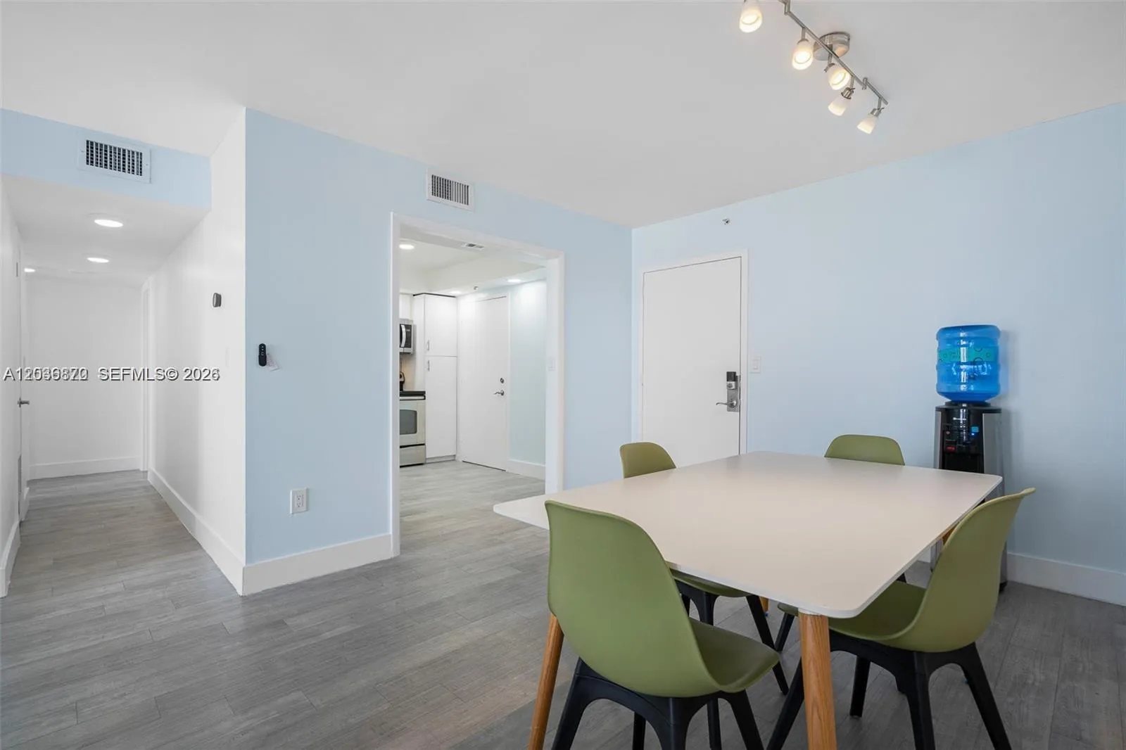 Foto de propiedad en 2780 NE 183rd Street 2009, Aventura, FL 33160 Aventura con MLS# 
