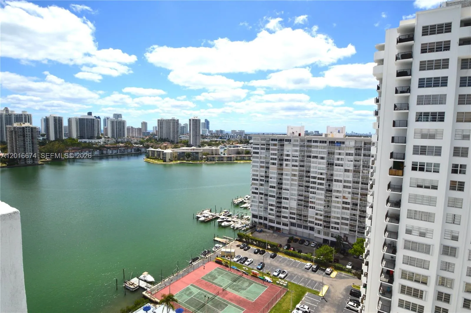 Vendido 2780 NE 183rd Street PH04, Aventura, FL 33160, Aventura, FL 33160