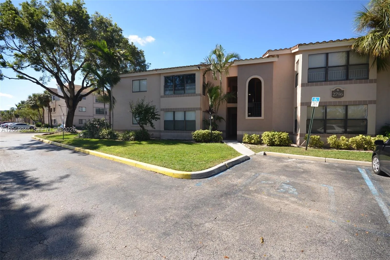 Foto de propiedad en 2796 S University Drive 2102, Davie, FL 33328 Davie con MLS# 
