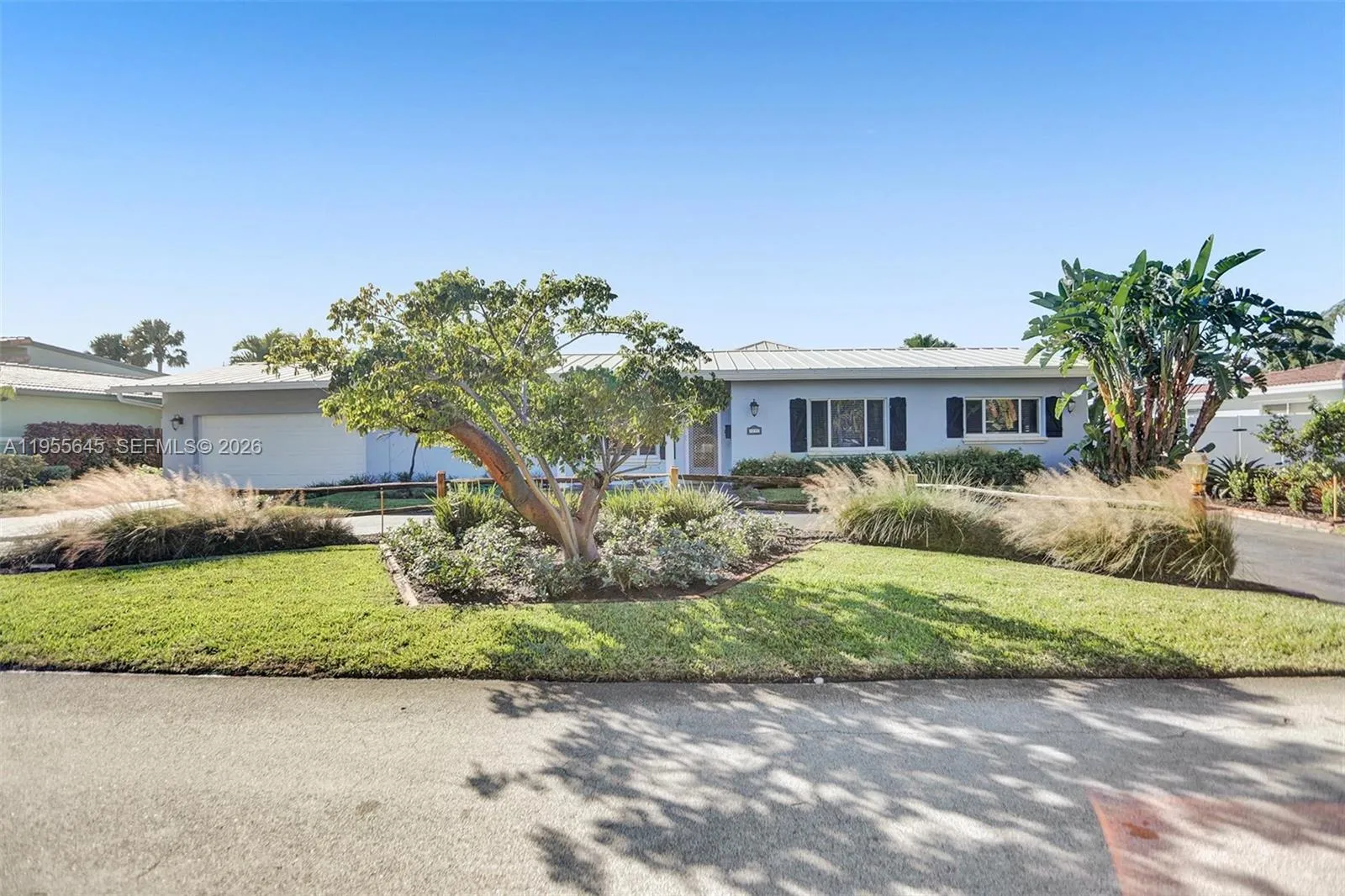 Foto de propiedad en 2797 NE 21st Terrace, Lighthouse Point, FL 33064 Lighthouse Point con MLS# 