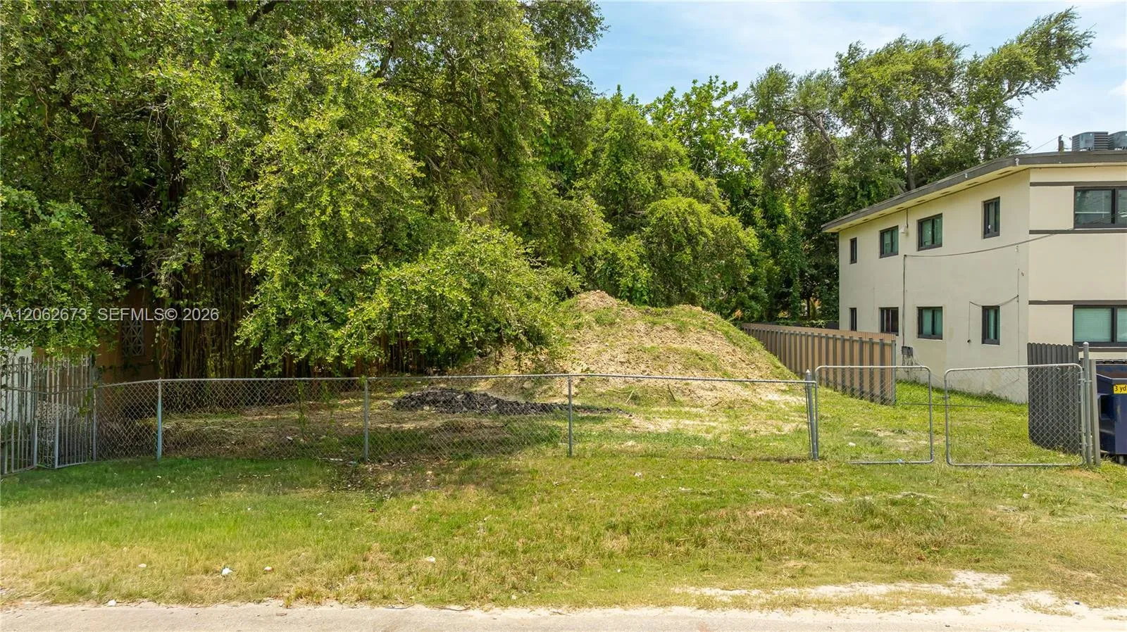 En Venta 28 NW 76th Street, Miami, FL 33150, Miami, FL 33150